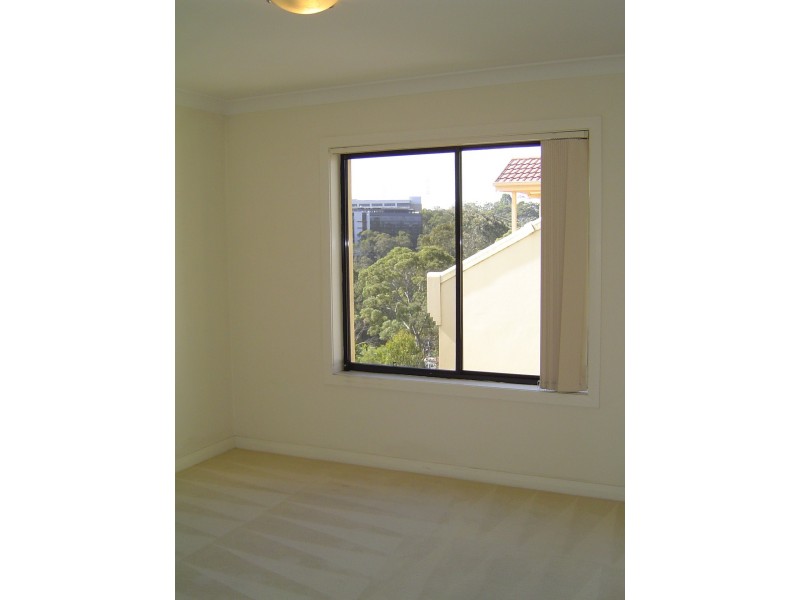 Apartment 8/45 Walkers Drive, Lane Cove NSW 2066