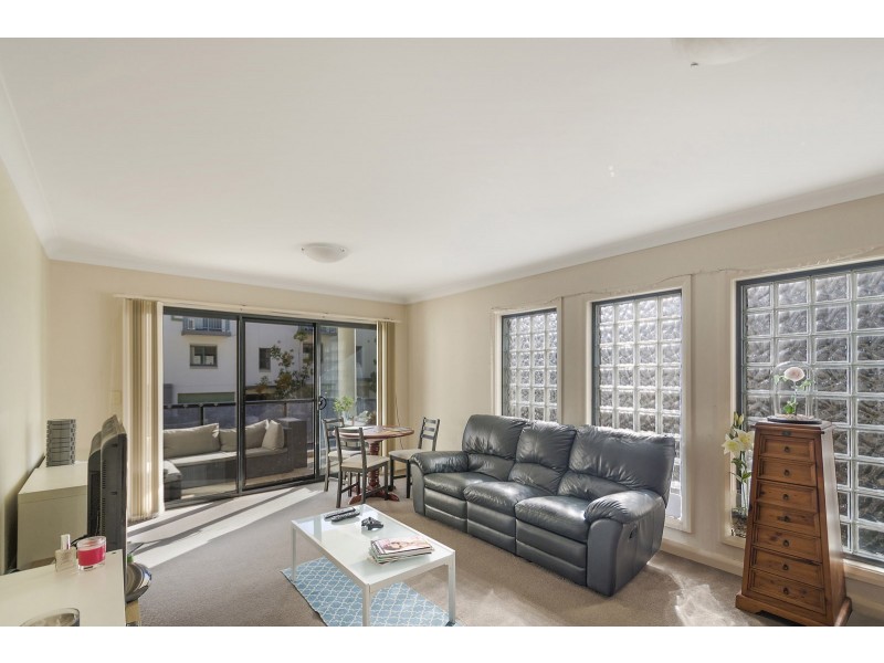 Apartment 7/6 Taylors Drive, Lane Cove NSW 2066