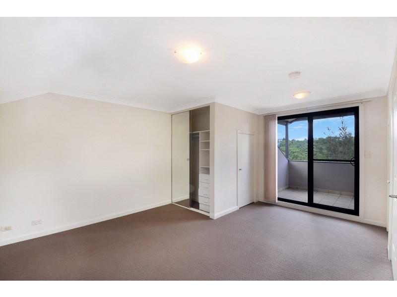 11 Walkers Drive, Lane Cove NSW 2066