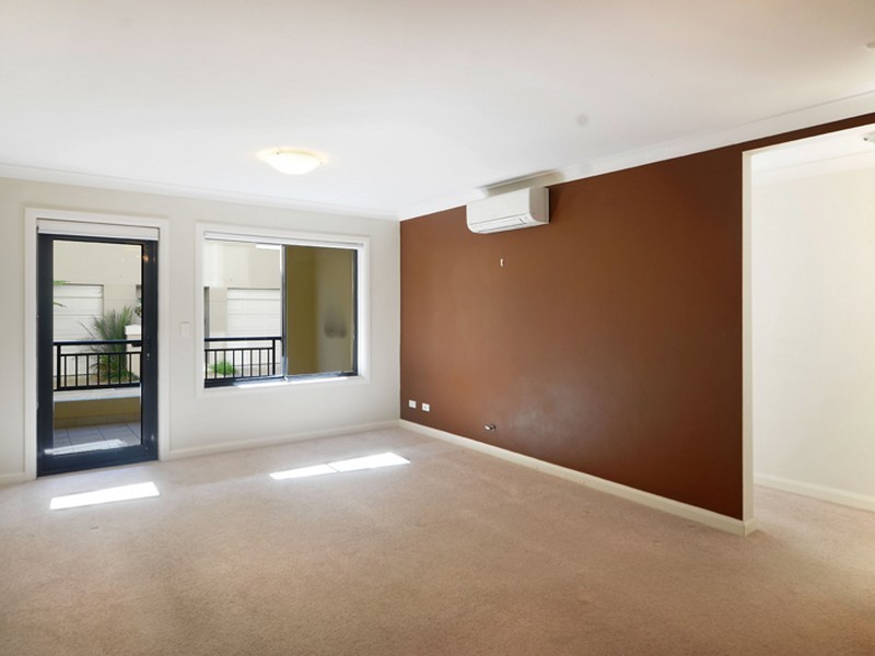1/47 Walkers Drive, Lane Cove NSW 2066