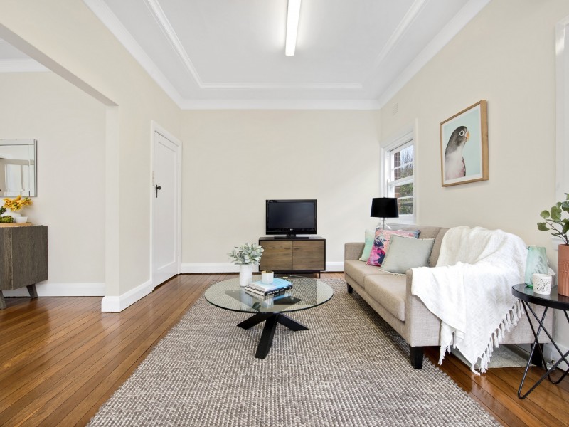 18 Thomas Avenue, Roseville NSW 2069