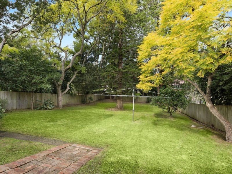 18 Thomas Avenue, Roseville NSW 2069