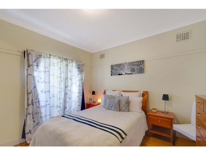 277 Burns Bay Road, Lane Cove NSW 2066