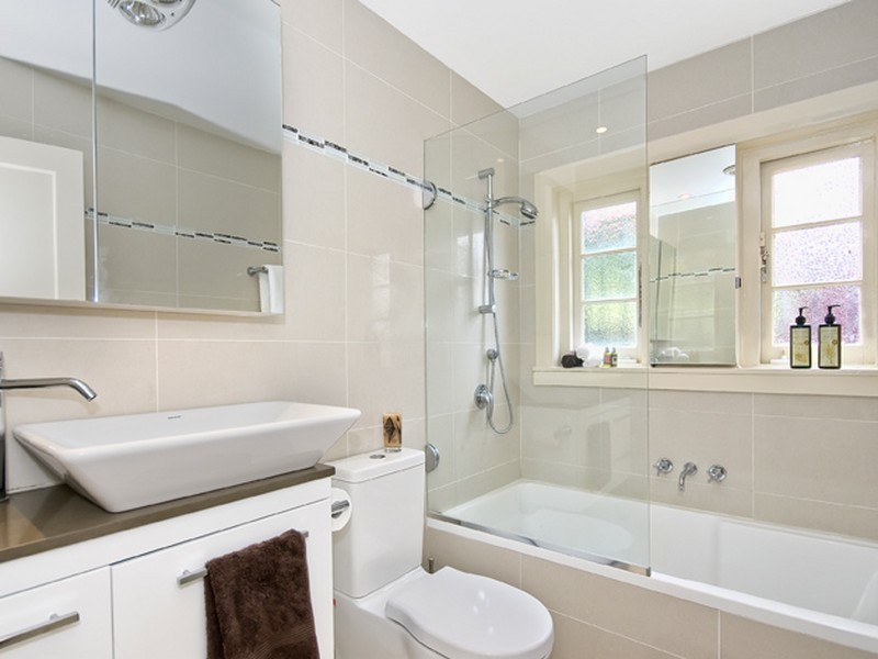 2/10 Commodore Street, Mcmahons Point NSW 2060