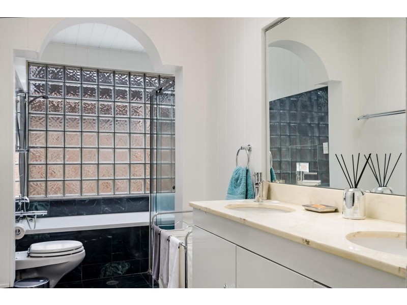 490 Mowbray rd, Lane Cove NSW 2066