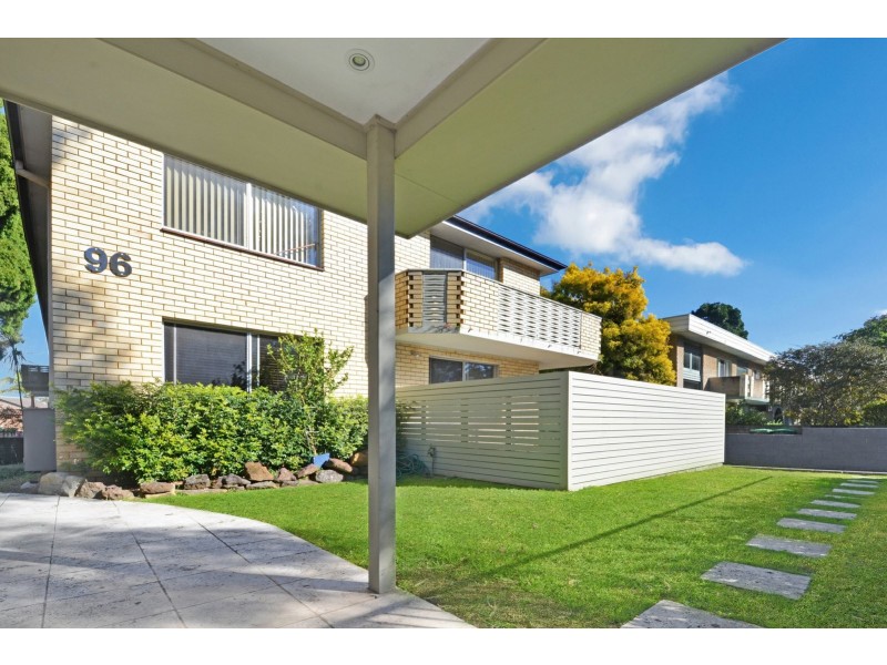 9/96 Burns Bay Rd, Lane Cove NSW 2066