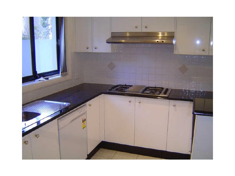 4/2 Taylors Drive, Lane Cove NSW 2066