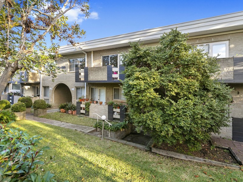 24/98-100 Burns Bay Road, Lane Cove NSW 2066