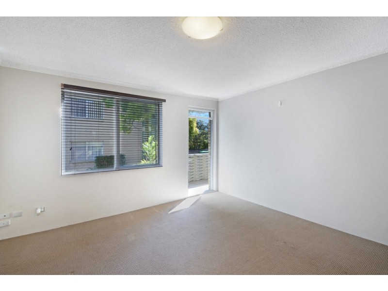 2/96 Burns Bay Road, Lane Cove NSW 2066