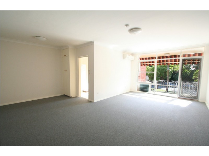 2/2 Tambourine Bay Road, Lane Cove NSW 2066