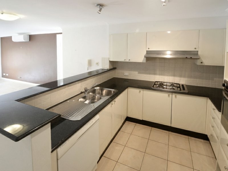 1/47 Walkers Drive, Lane Cove NSW 2066