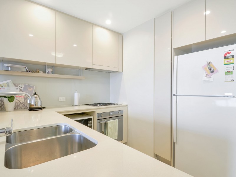 2305/1-8 Nield Ave, Greenwich NSW 2065