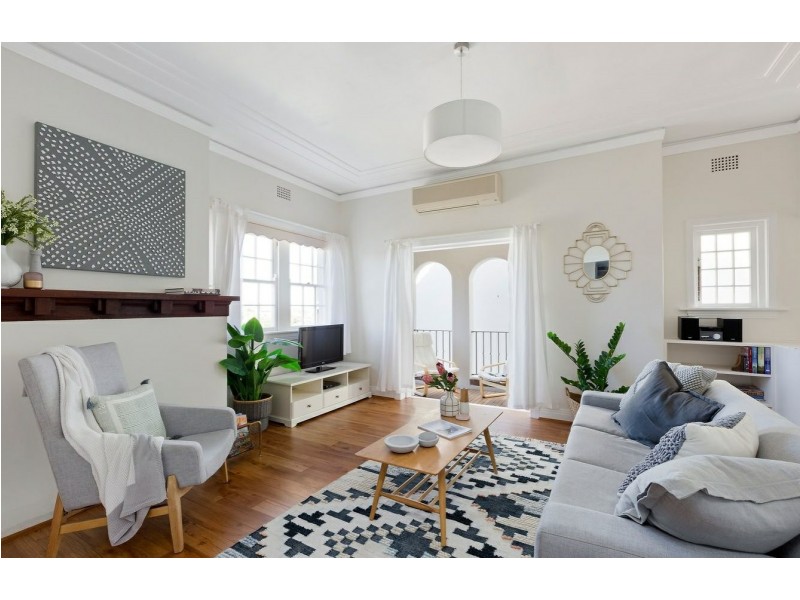 15 Vista Street, Greenwich NSW 2065