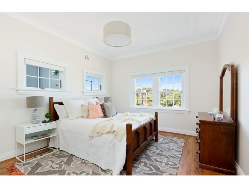 15 Vista Street, Greenwich NSW 2065