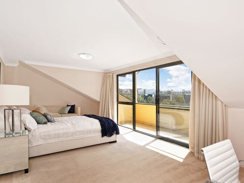 17/47 Walkers Drive, Lane Cove NSW 2066