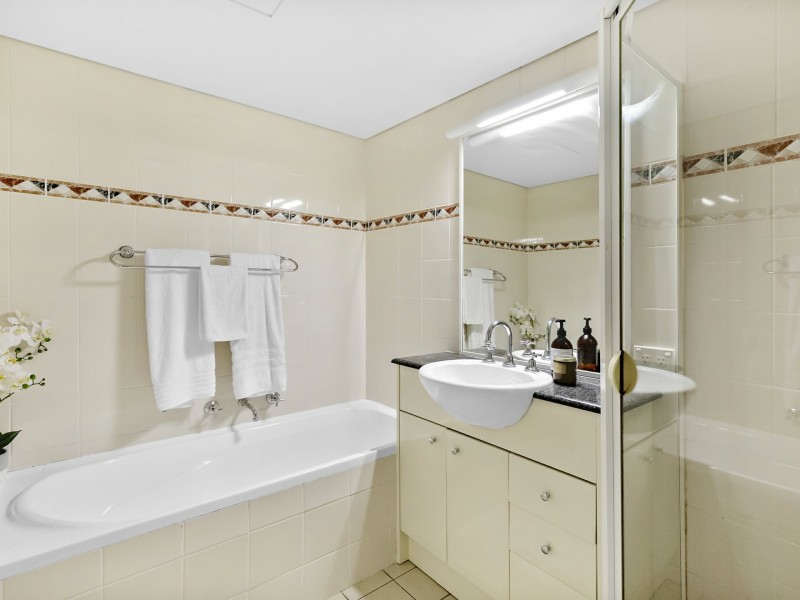 3/4 Taylors Drive, Lane Cove NSW 2066