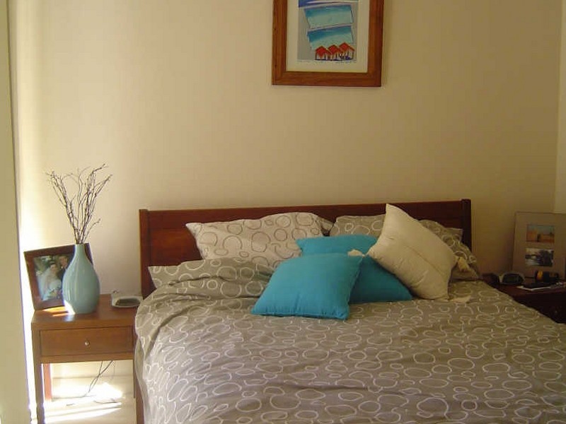 2/2 Taylors Dr, Lane Cove NSW 2066