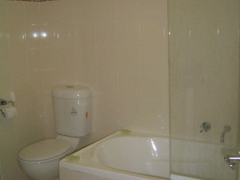 2/2 Taylors Dr, Lane Cove NSW 2066