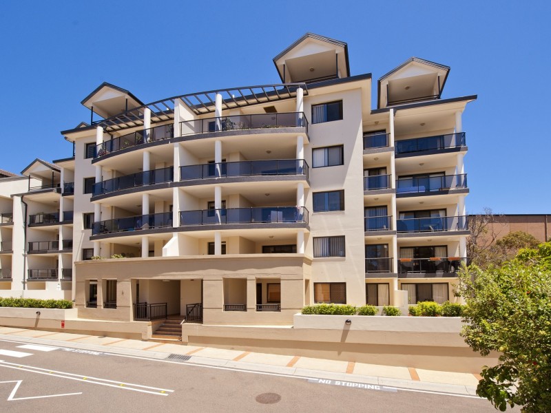 13/4 Taylors Drive, Lane Cove NSW 2066