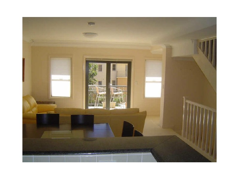 1 Taylors Drive, Lane Cove NSW 2066