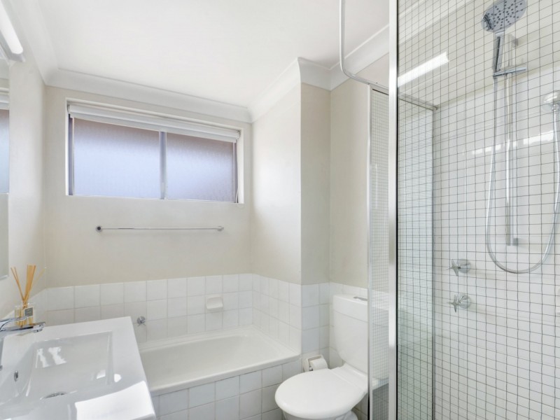 11/120 Burns Bay Road, Lane Cove NSW 2066