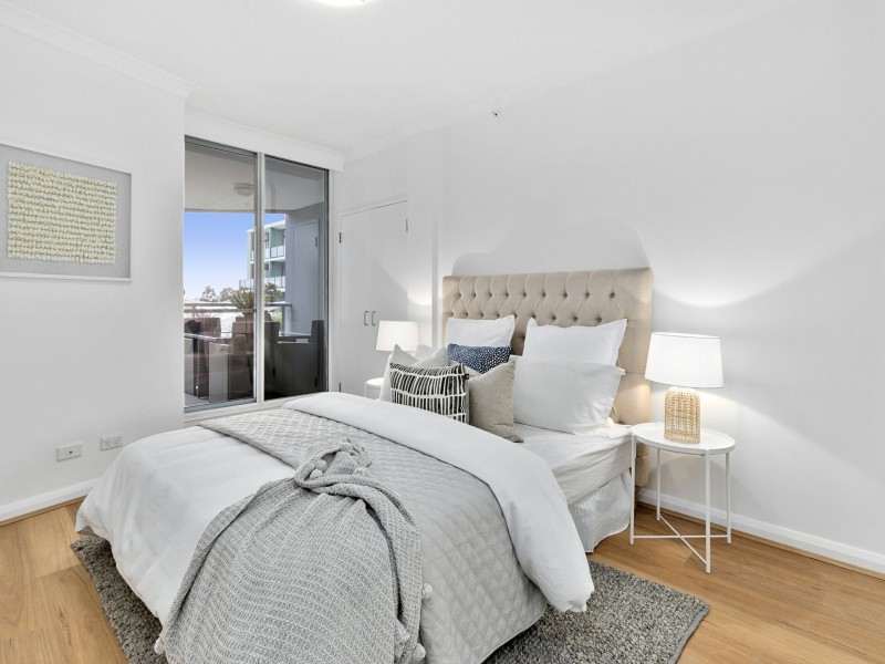 210/910 Pittwater Road, Dee Why NSW 2099