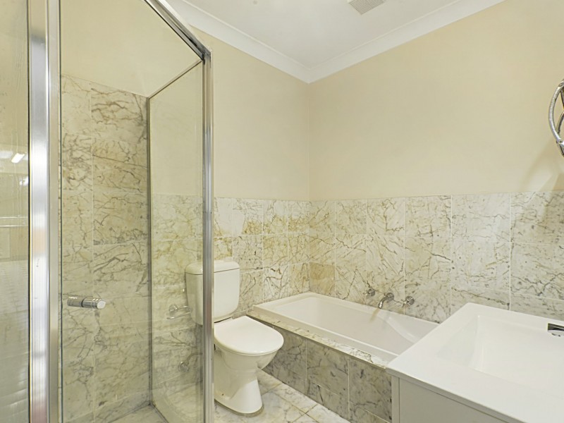 12a Goodchap Road, Chatswood NSW 2067