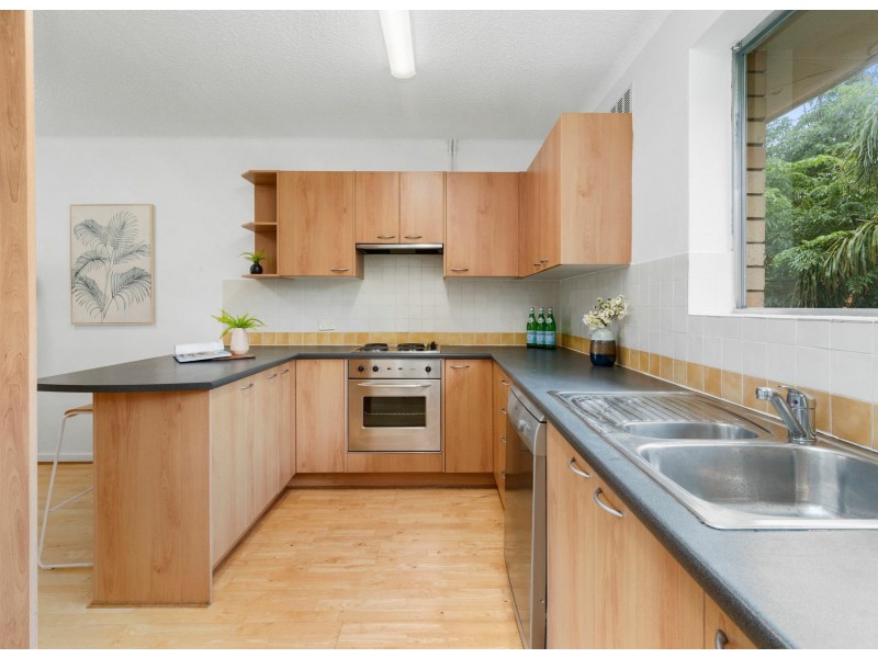 18/143 Burns Bay Road, Lane Cove NSW 2066