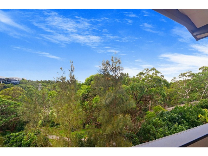 11 Walkers Drive, Lane Cove NSW 2066