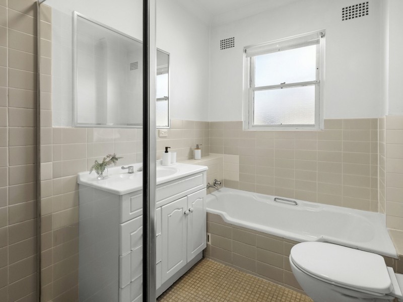 8/126 Burns Bay Road, Lane Cove NSW 2066