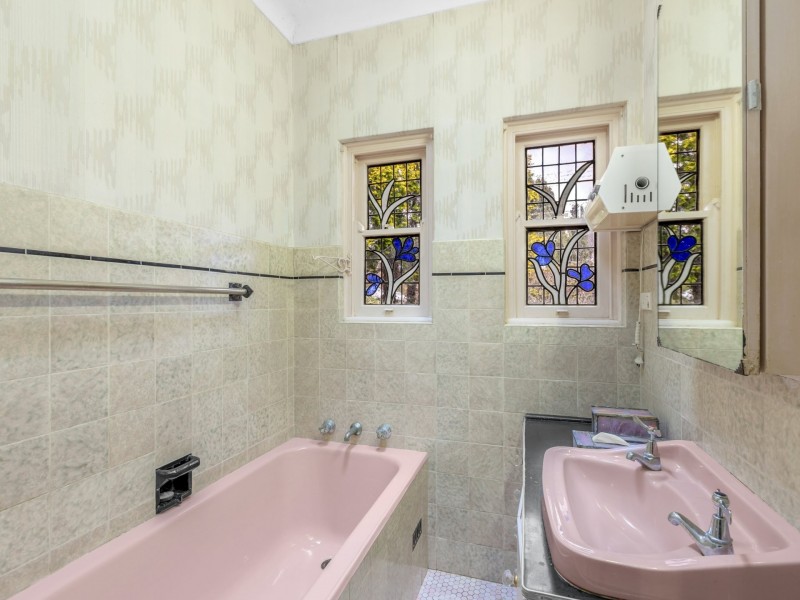 1 Miramont Avenue, Riverview NSW 2066