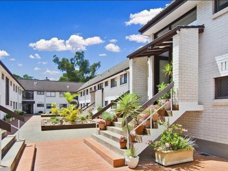 2/120 Burns Bay Road, Lane Cove NSW 2066