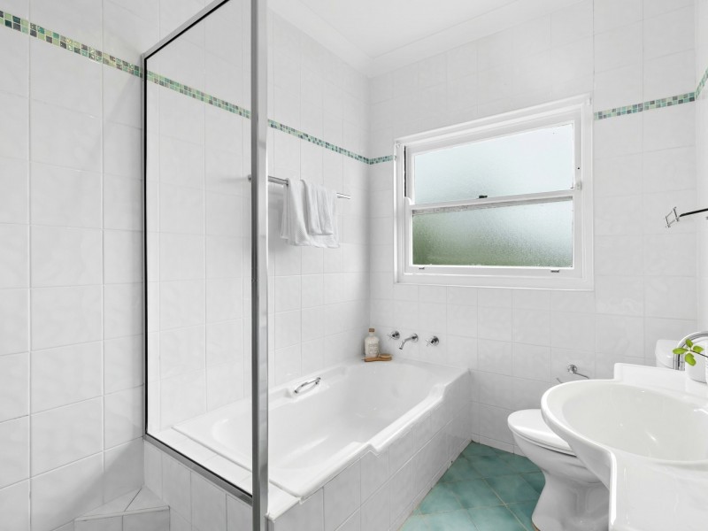 11/2 Tambourine Bay Road, Lane Cove NSW 2066