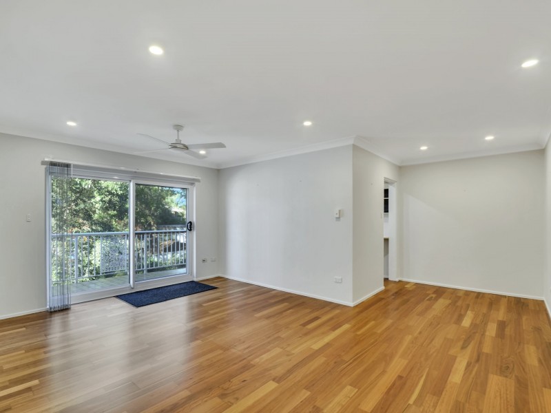 8/127 Burns Bay Rd, Lane Cove NSW 2066