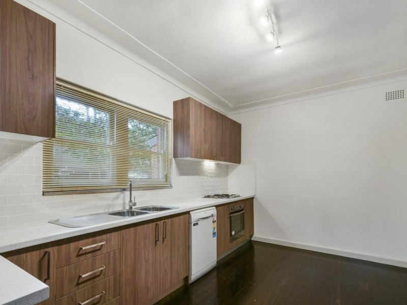 2/24 Ronald Ave, Greenwich NSW 2065