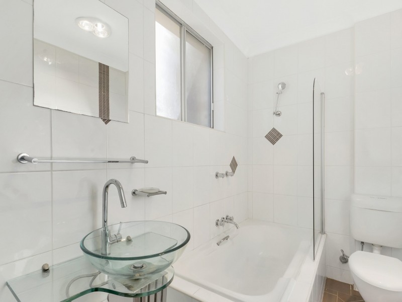 23/105 Burns Bay Road, Lane Cove NSW 2066