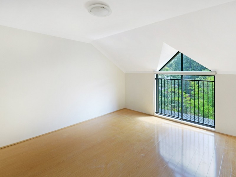 2/5-17 Pacific Highway, Roseville NSW 2069