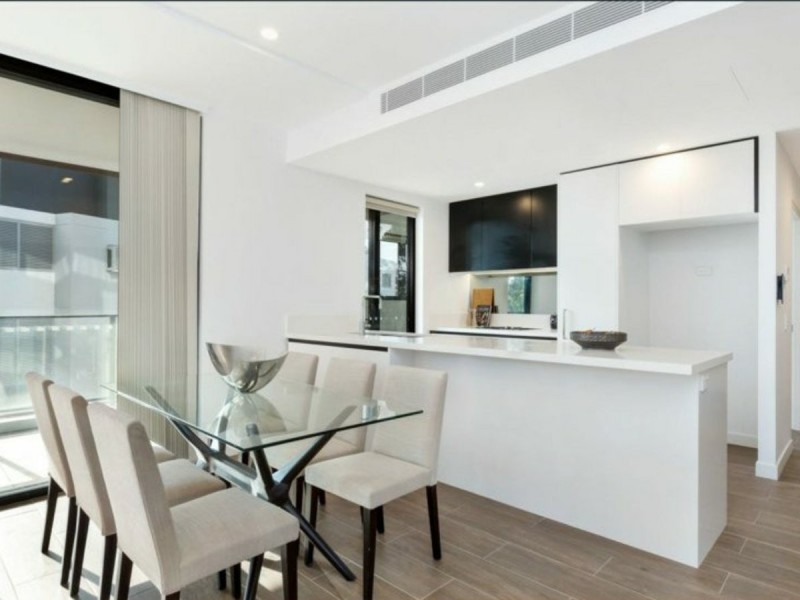 210/5 Birdwood Ave, Lane Cove NSW 2066