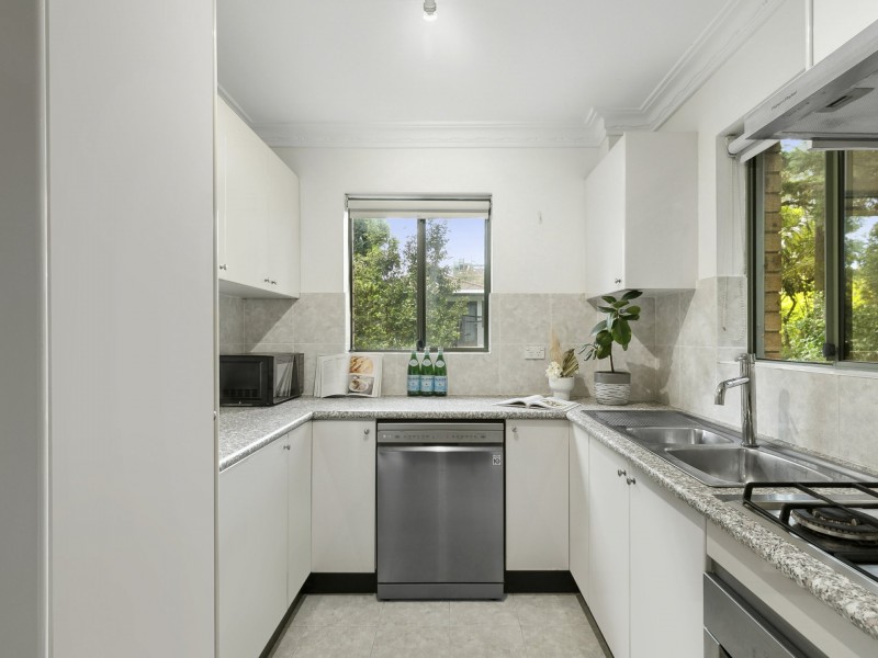 17/1-5 Penkivil Street, Willoughby NSW 2068