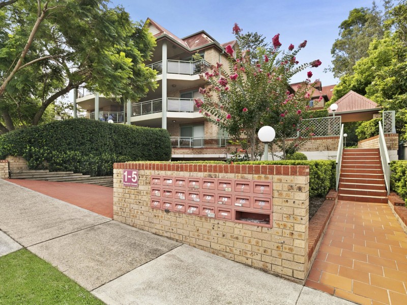 17/1-5 Penkivil Street, Willoughby NSW 2068