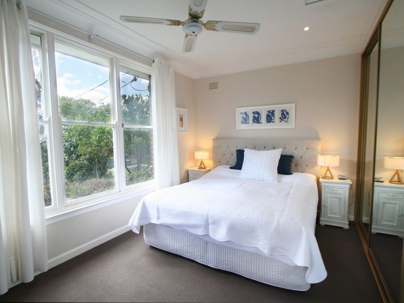8 Hinkler Cr, Lane Cove NSW 2066