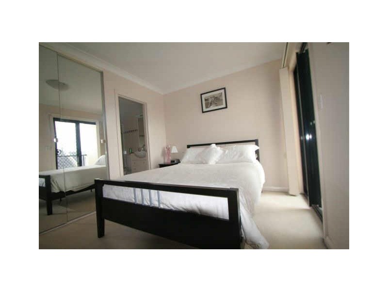 13/4 Taylors Dr, Lane Cove NSW 2066