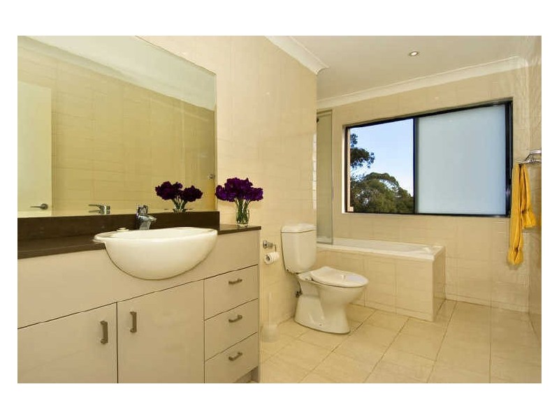 9/228 Pacific Highway, Greenwich NSW 2065