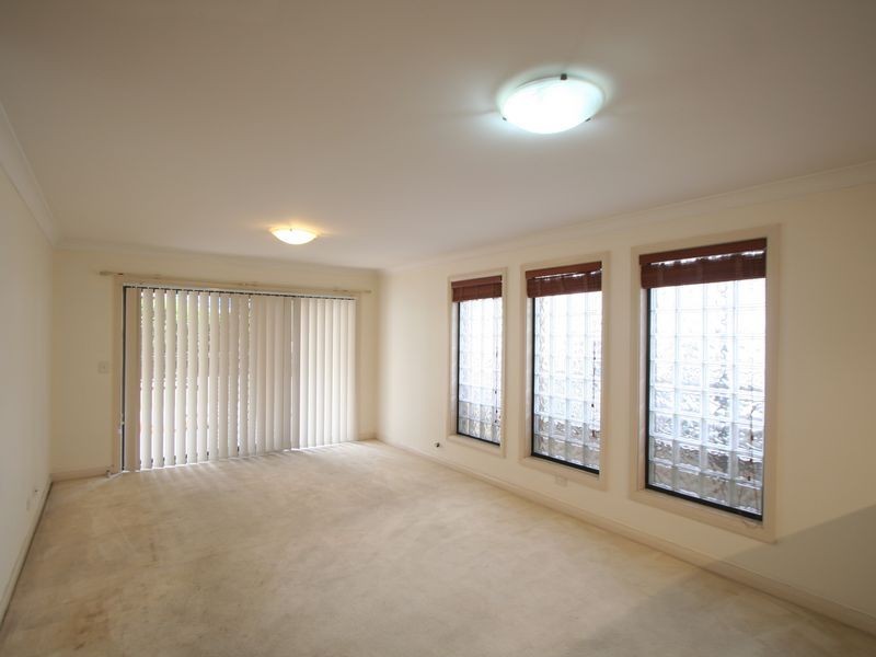 3/6 Taylors Dr, Lane Cove NSW 2066