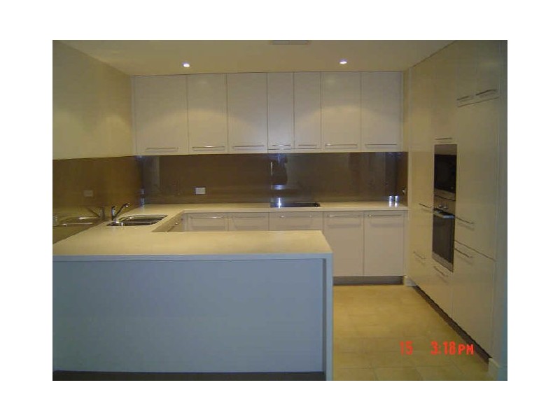 8 Nield Ave, Greenwich NSW 2065