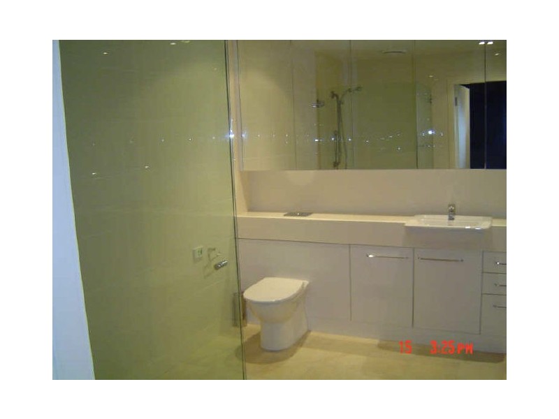 8 Nield Ave, Greenwich NSW 2065