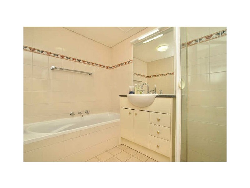 7/2 Taylors Dr, Lane Cove NSW 2066