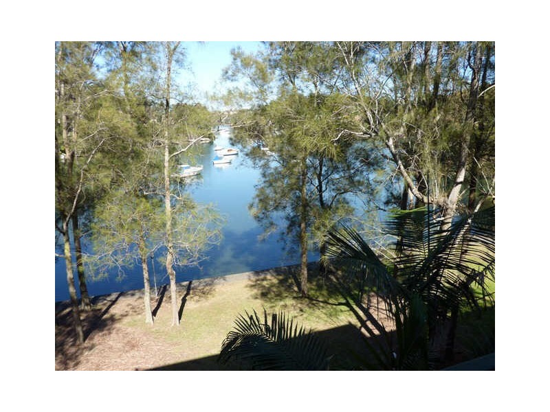 17/300C Burns Bay Rd, Lane Cove NSW 2066