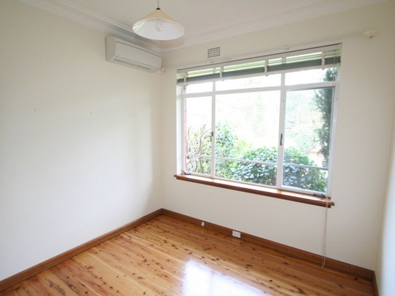 11 Roslyn St, Lane Cove NSW 2066