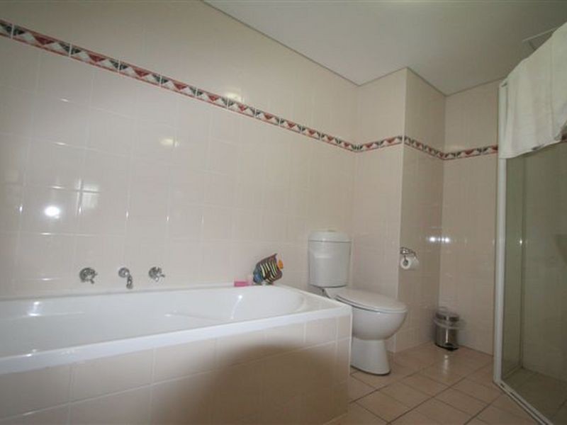 13/4 Taylors Drive, Lane Cove NSW 2066